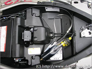 scottoiler vsystem instalación Aprilia Dosoduro - RMV depósito