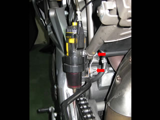 scottoiler vsystem instalación Aprilia Dosoduro - RMV depósito