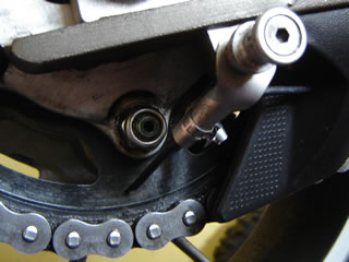 scottoiler vsystem instalación Aprilia Mana