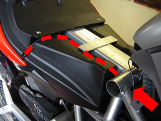 scottoiler esystem instalación Aprilia Mana - cableado