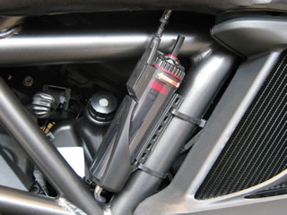 Ducati Diavel: Scottoiler ubicación