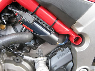 Ducati Multistrada 1200 2015 - Scottoiler instalación - RMV instalado