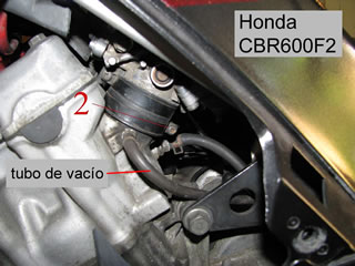 Honda CBF600F2, Scottoiler conexión al vacío
