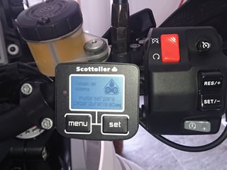 KtM 1290 Super Adventure - Scottoiler eSystem pantalla